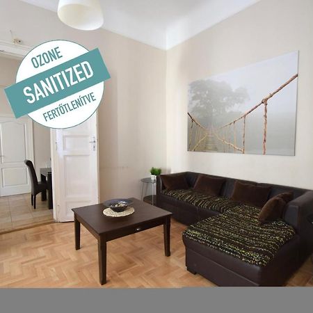 Standard Apartment By Hi5 - Muzeum 5 布达佩斯 外观 照片